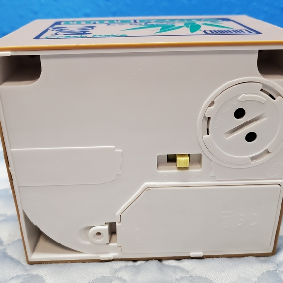 RB1 COLLECTIBLE LITTLE PANDA BAMBOO BATTERY OPERATED BANK WORKS - Picture 6 of 6